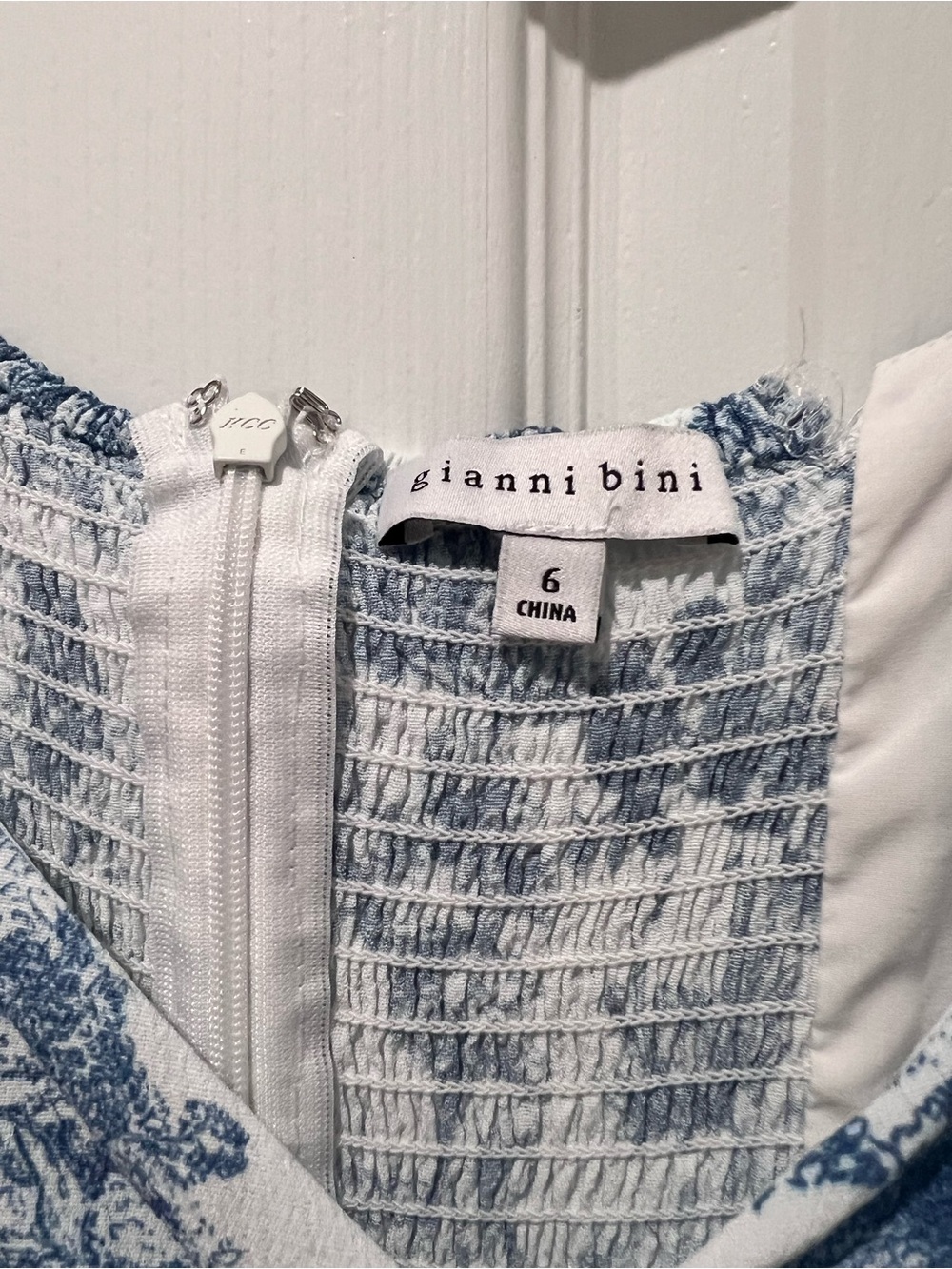 Gianni Bini Blue and White Toile Mini Dress - Picture 2 of 7